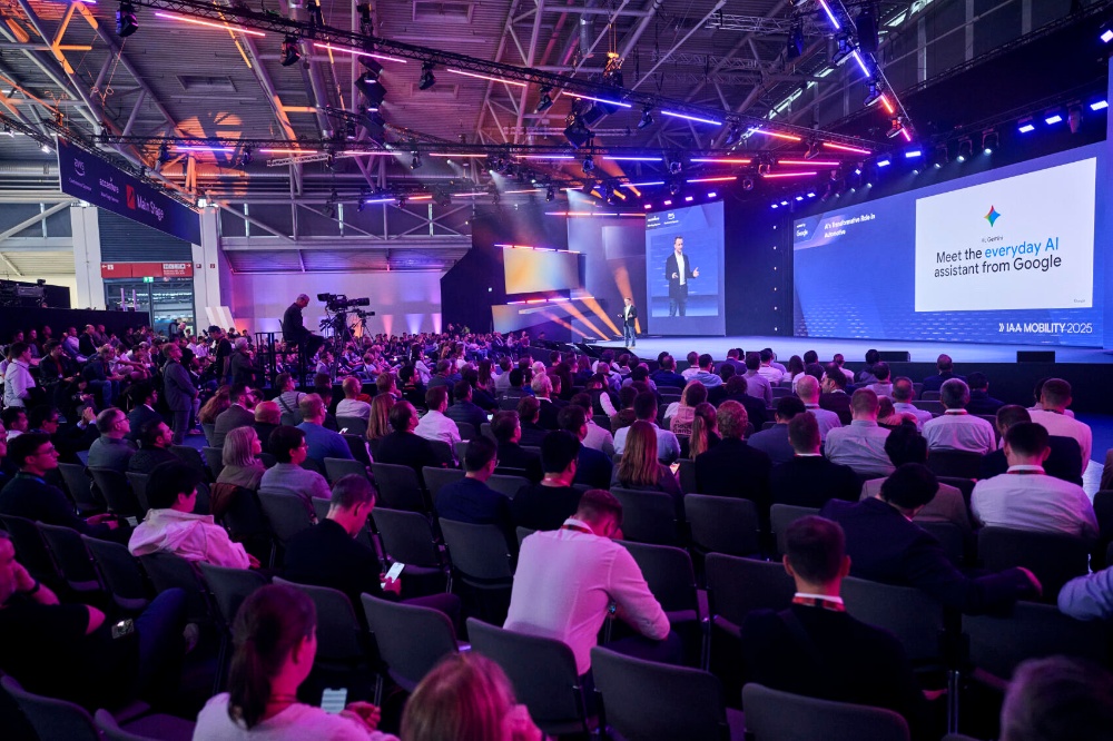 Bühne und Publikum bei der IAA Conference