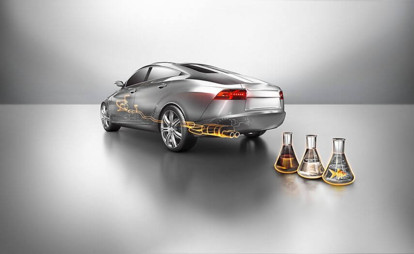 The combustion engines on the road today can be easily refueled with e-fuels. © Continental 