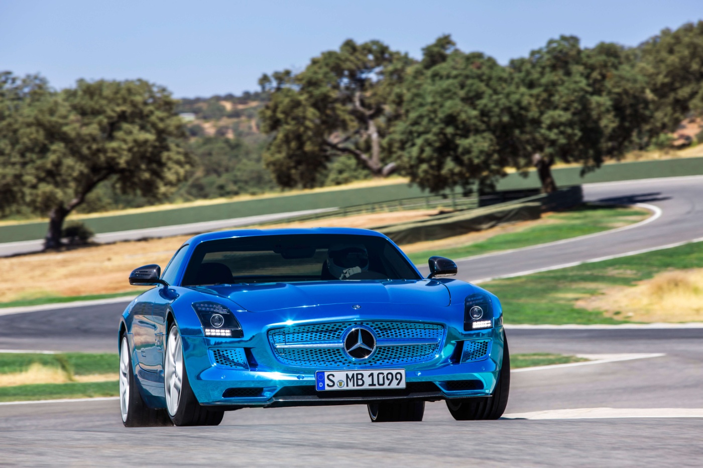 The world’s most powerful electrical super sportscar – Copyright: Daimler AG 