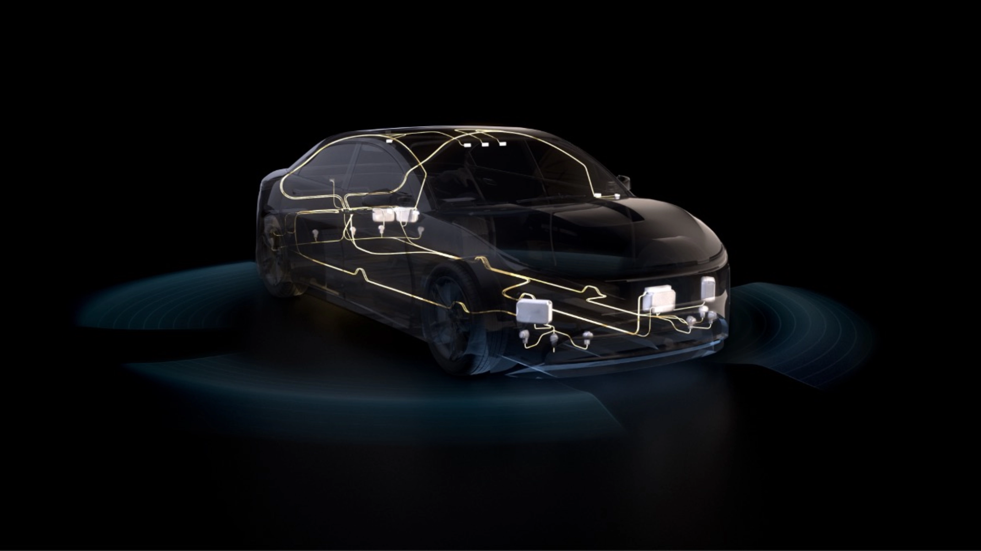 Transparentes Auto mit sichtbarer Elektronik und leuchtenden Sensorwellen.