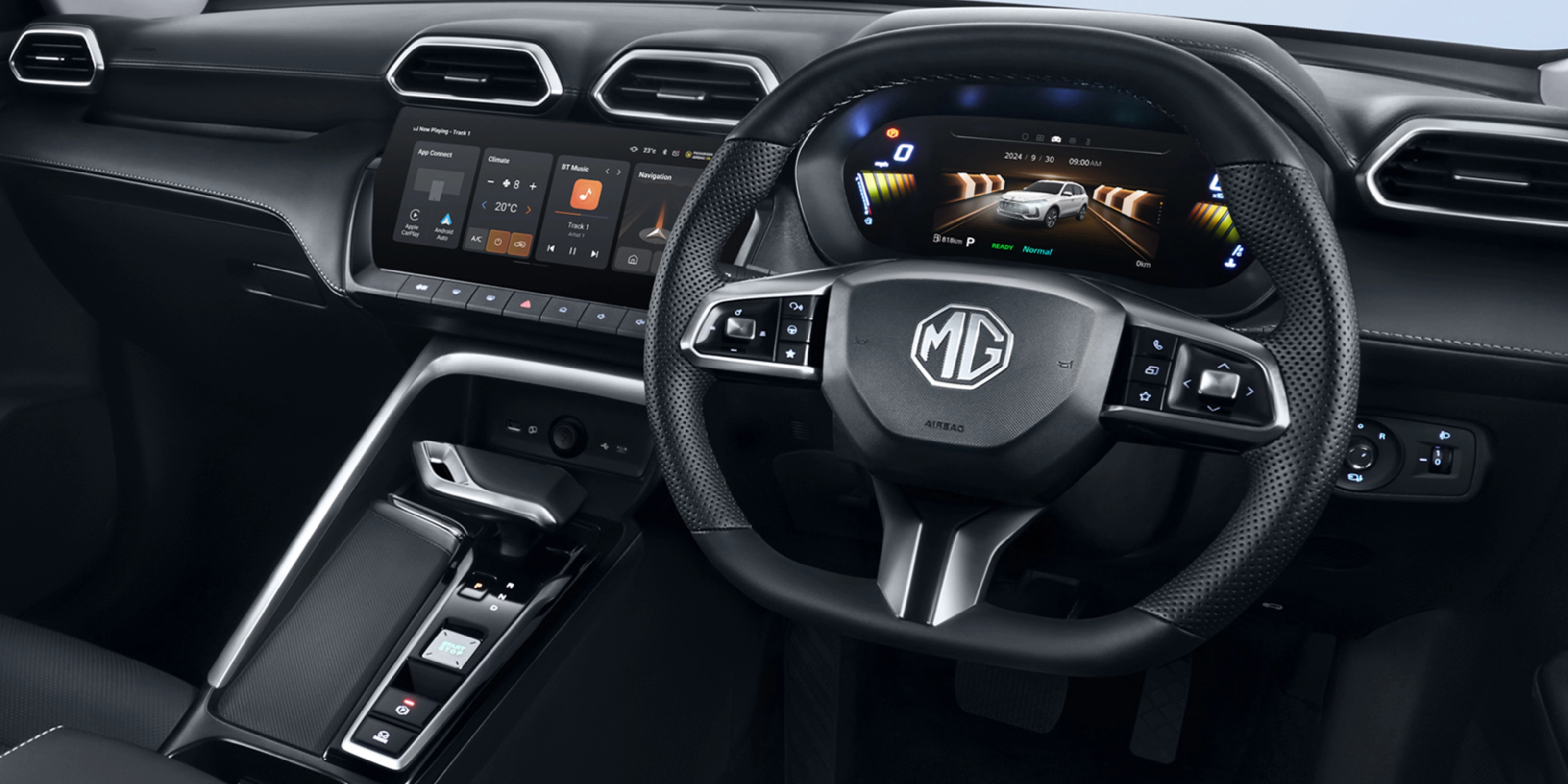 Innenraum eines MG Fahrzeugs mit digitalem Cockpit, Lenkrad und zentralem Touchscreen.