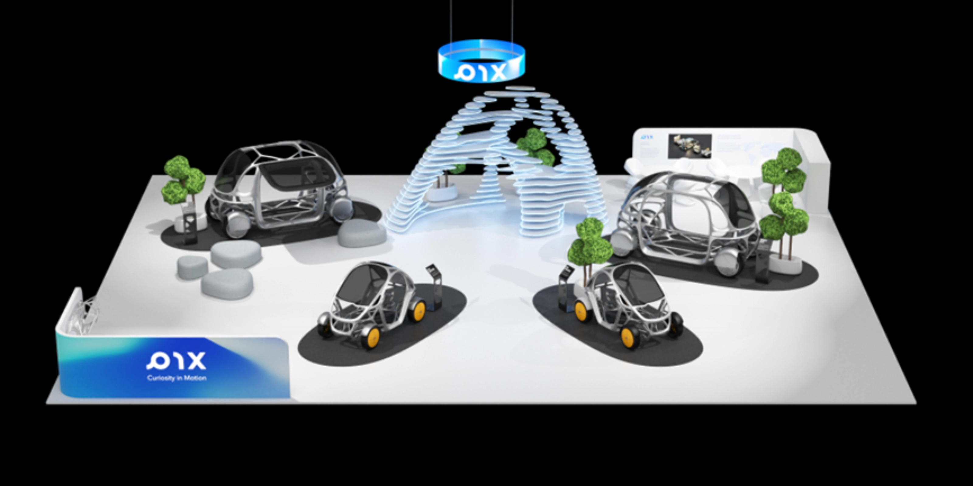 Messestand mit futuristischen Minifahrzeugen, Lichtkuppel und digitalen Anzeigen.
