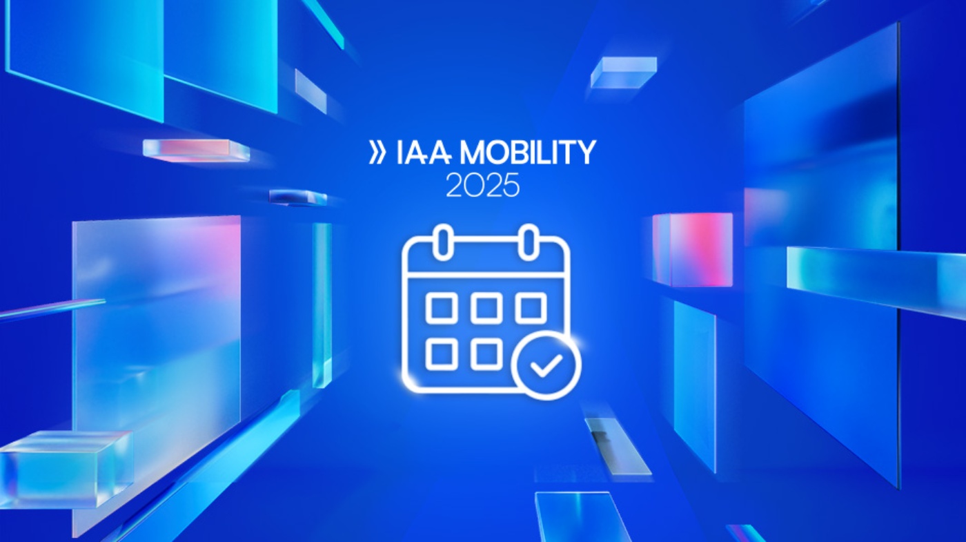 Digitales Kalendersymbol mit Haken und dem Schriftzug „IAA Mobility 2025“ auf blauem Hintergrund.