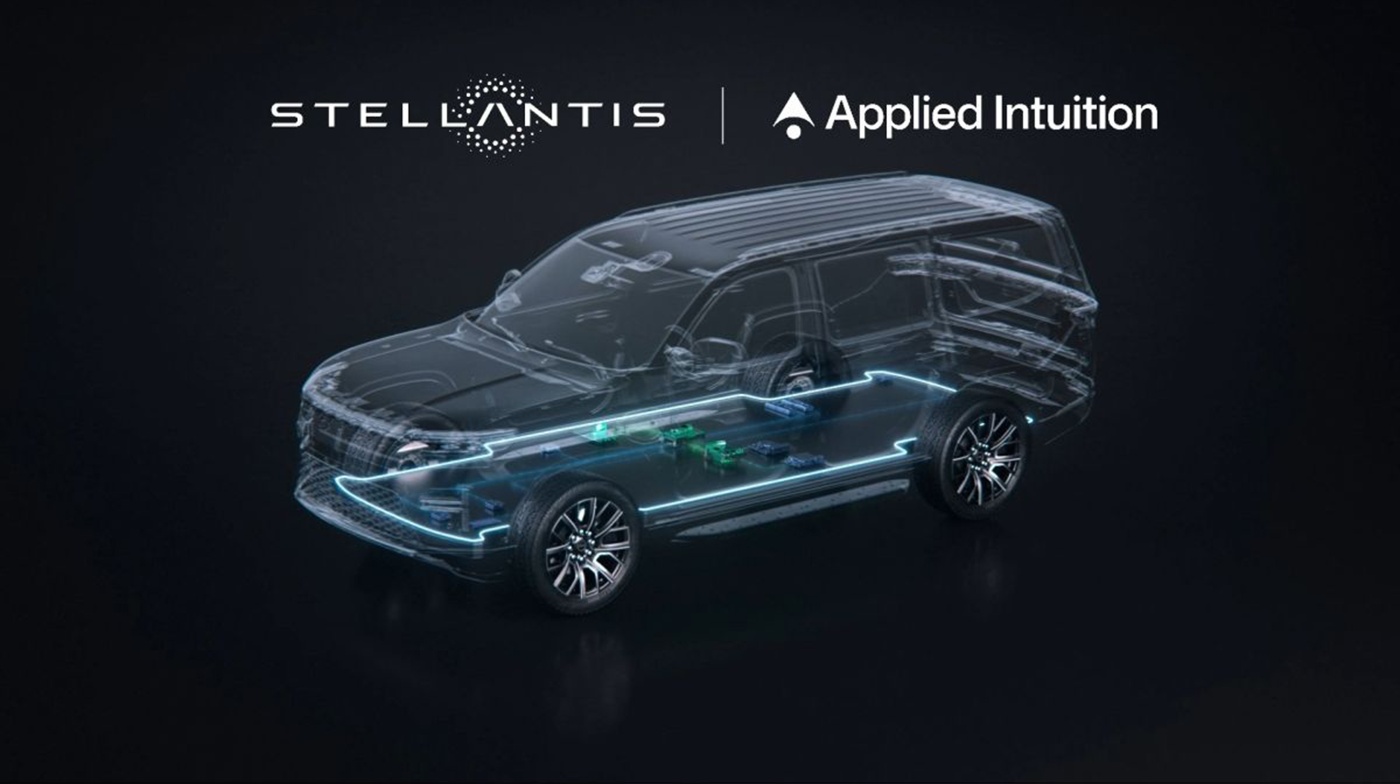 Fahrzeugkonzept mit transparenter Karosserie und Stellantis- sowie Applied-Intuition-Logo.